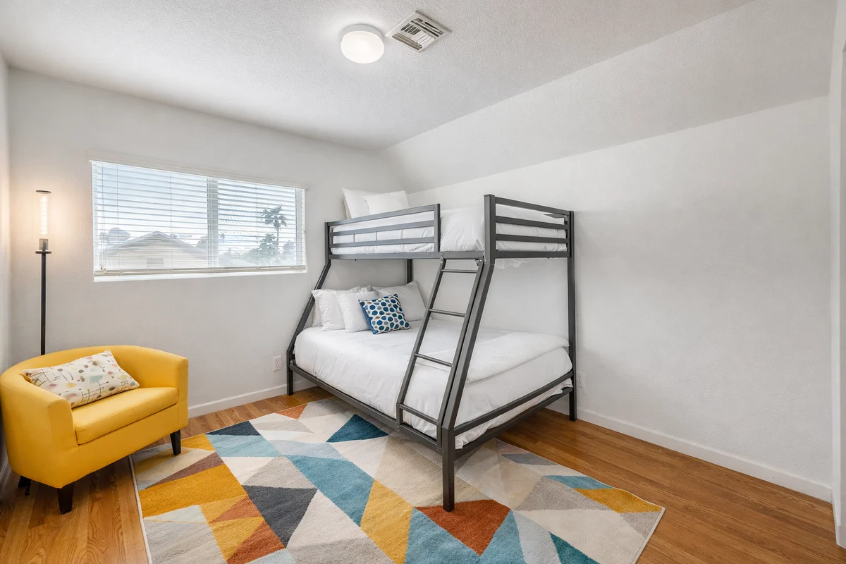 Oasis near STRIP-Lap Pool, Spa, Sauna, Poker, Deck #34