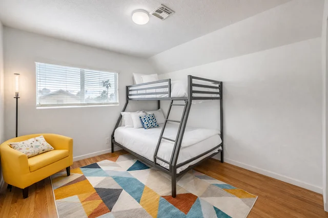 BEDROOM image 1