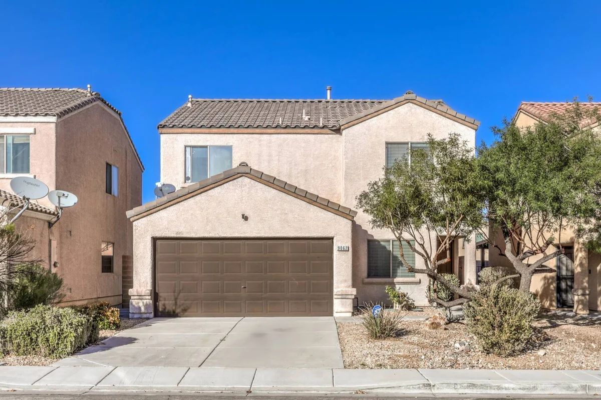 Modern 5BR Home Near Vegas Strip & Airport #3