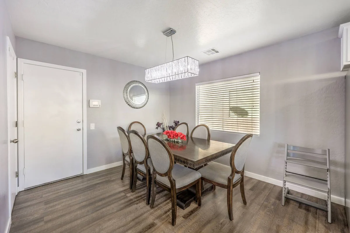 Modern 5BR Home Near Vegas Strip & Airport #33