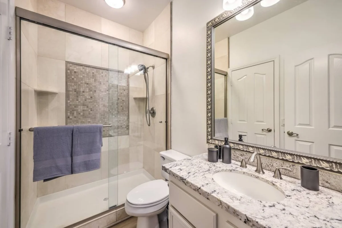 Lux Pool Villa in Green Valley Ranch with Jacuzzi #68