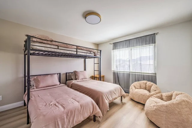 BEDROOM image 1