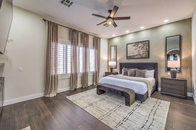 BEDROOM image 1
