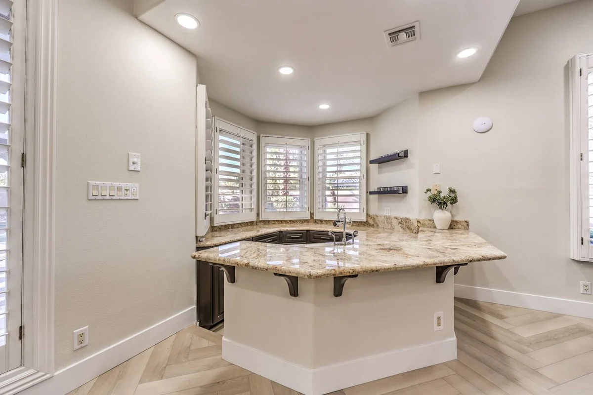 5000sf Renovated Luxury Villa near Summerlin #67