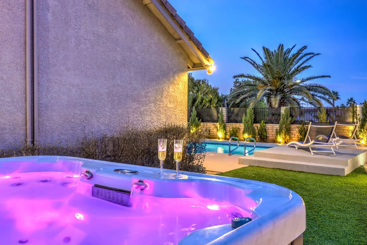 𖤓 Sunset Swim, a Lux Vegas Pool Villa w/ Spa #49