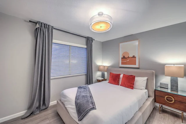 BEDROOM image 1