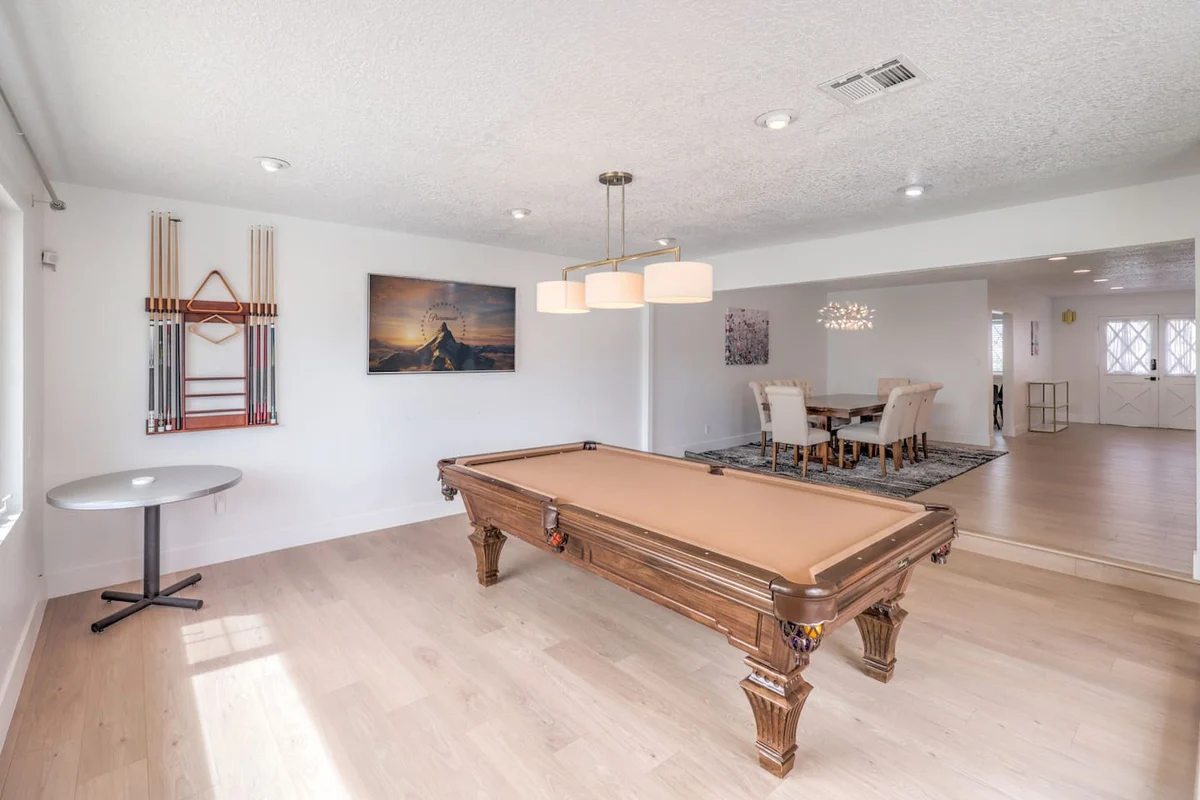 Vegas Strip Pool Villa-4000sf, Spa, Sauna, Theater #61