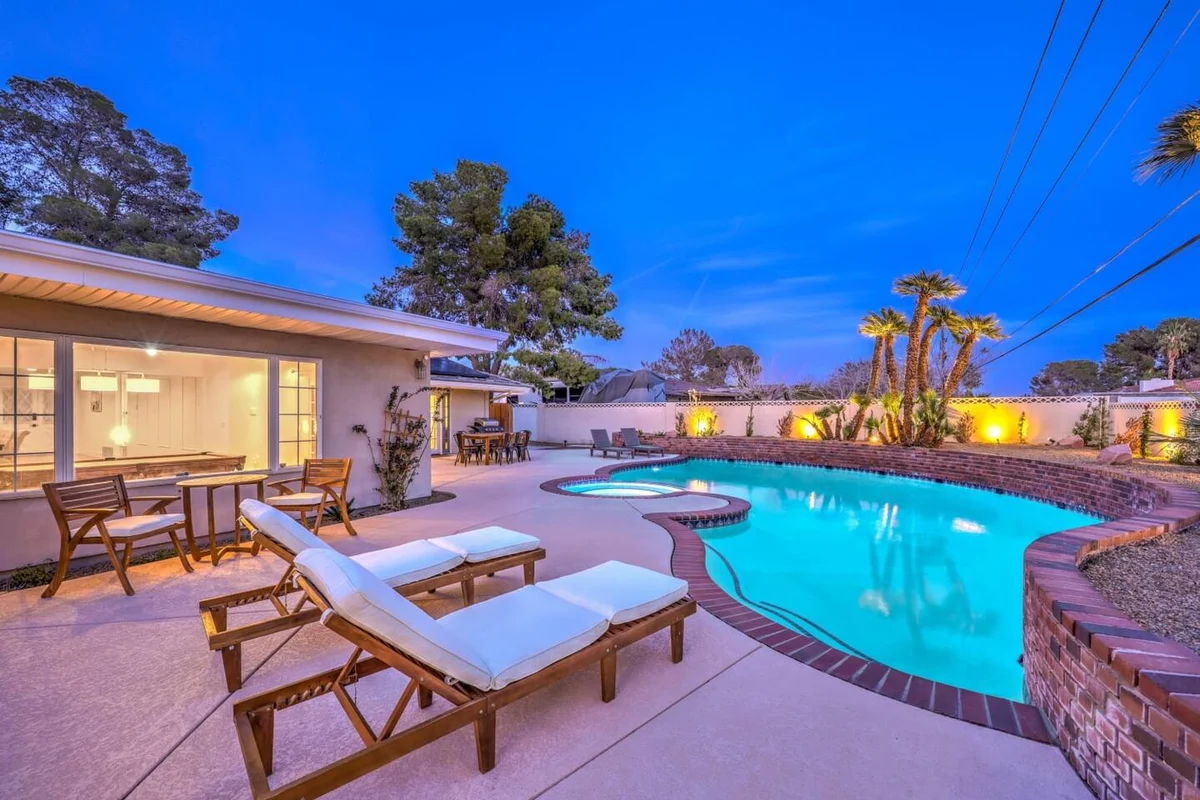 Vegas Strip Pool Villa-4000sf, Spa, Sauna, Theater #60
