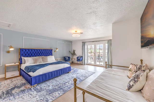 BEDROOM image 1