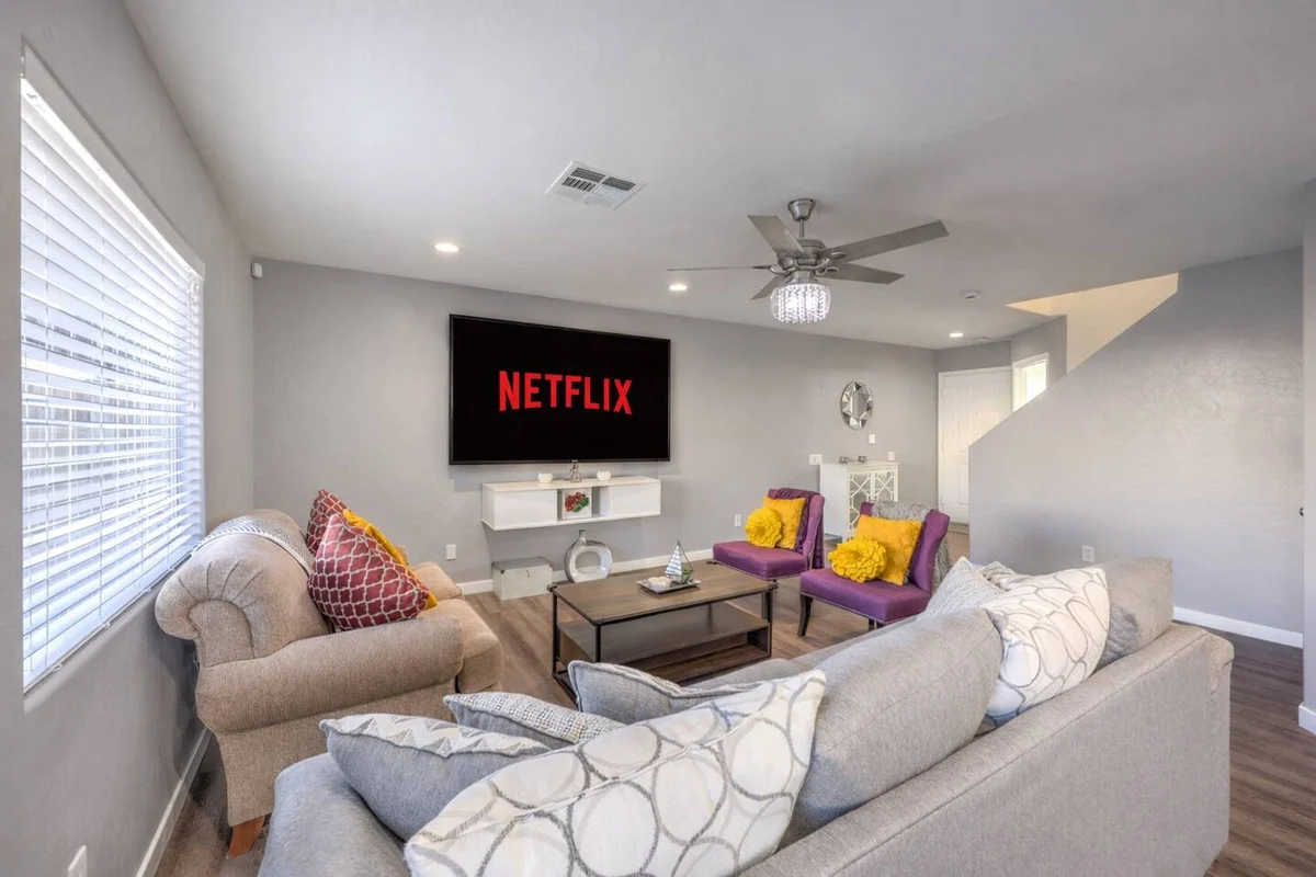 Modern 5BR Home Near Vegas Strip & Airport #39
