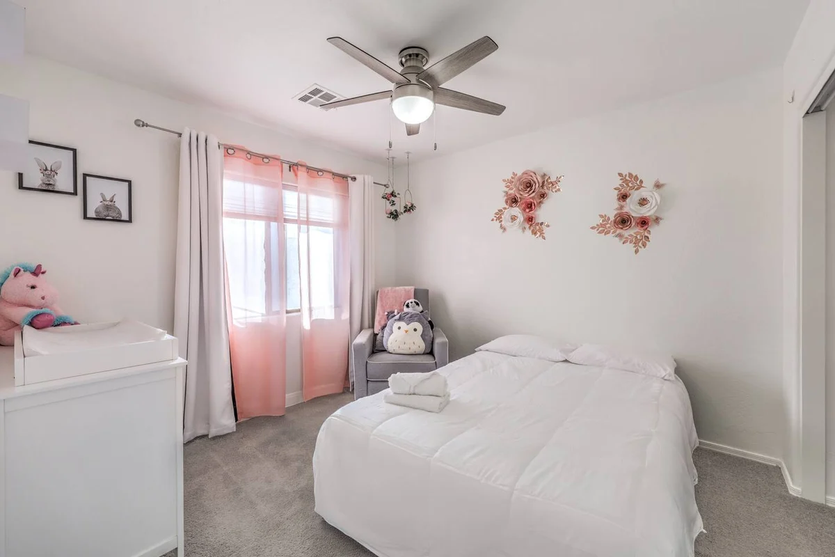 Modern 5BR Home Near Vegas Strip & Airport #14