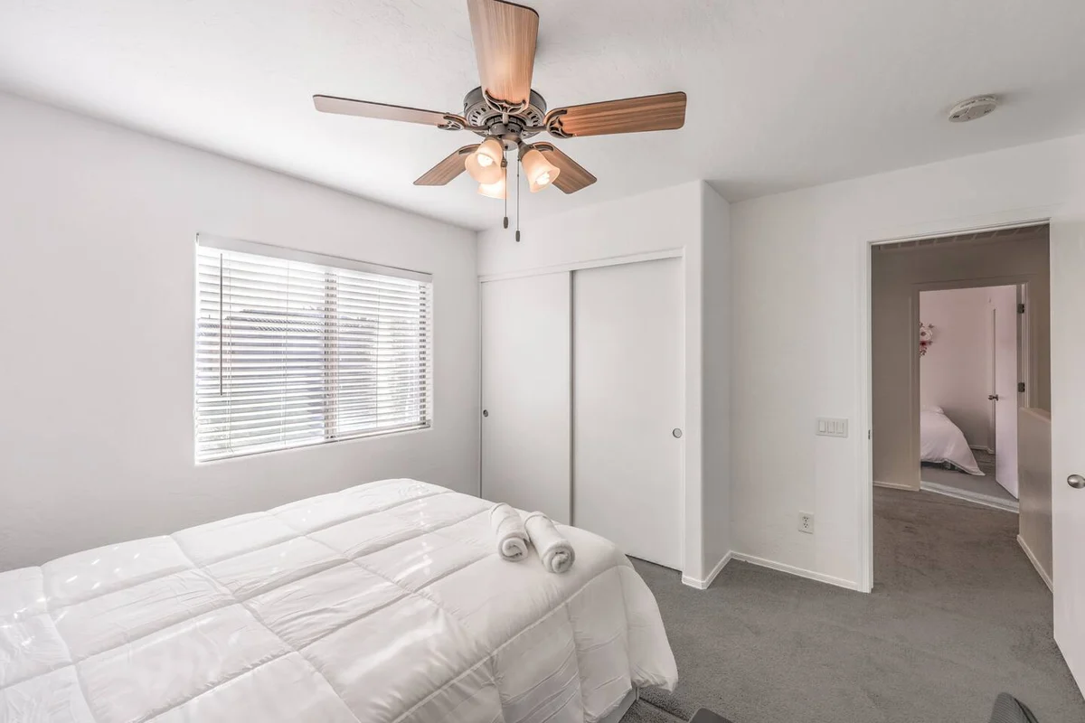 Modern 5BR Home Near Vegas Strip & Airport #15