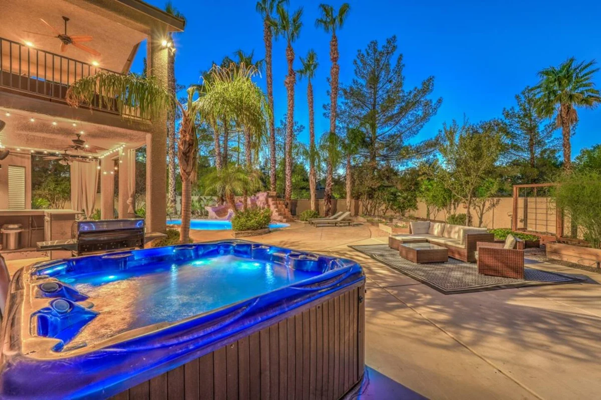 Lux Pool Villa in Green Valley Ranch with Jacuzzi #44