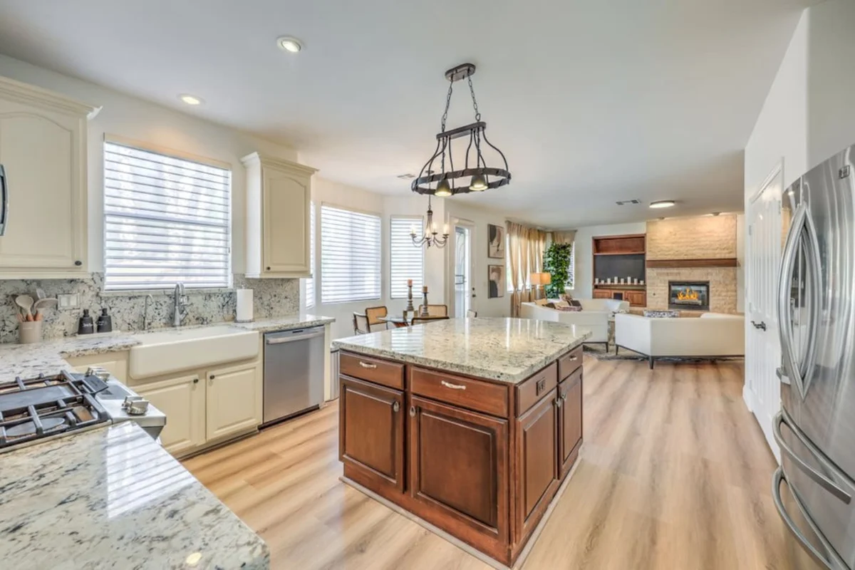 Lux Pool Villa in Green Valley Ranch with Jacuzzi #18