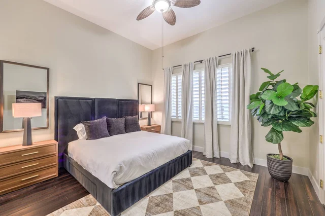 BEDROOM image 1