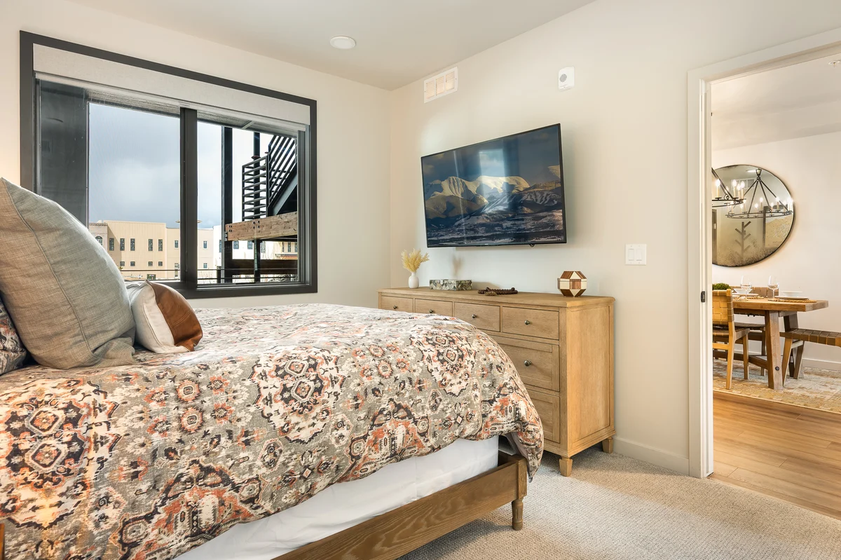 Headwaters Loft 206 #35
