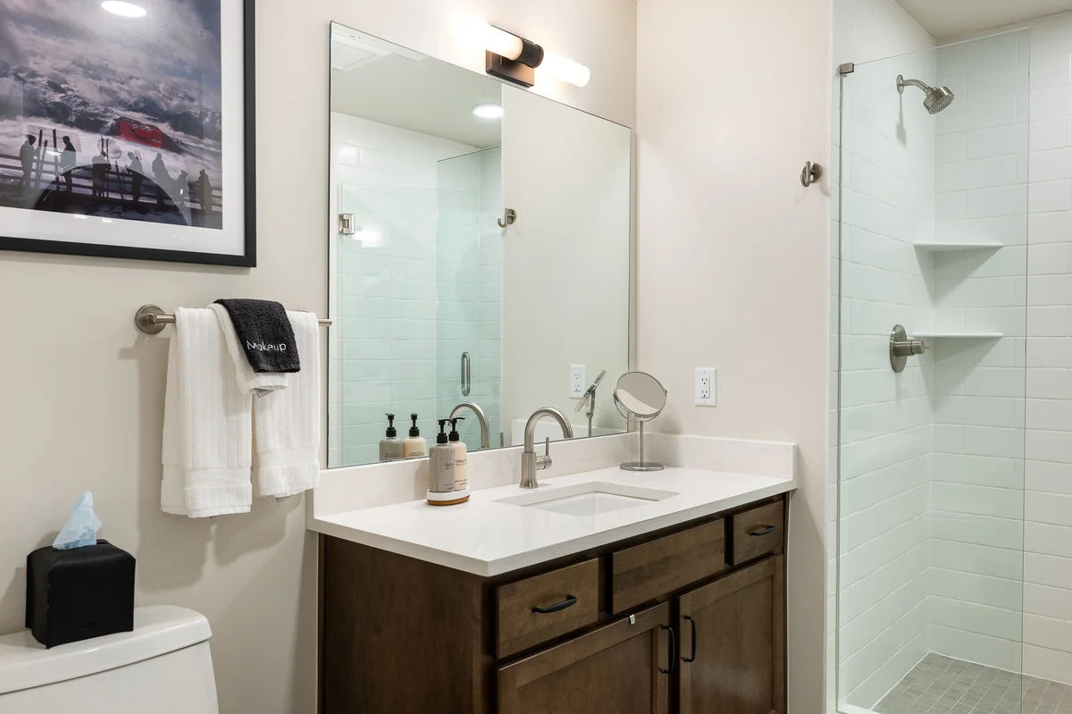 Headwaters Loft 206 #28