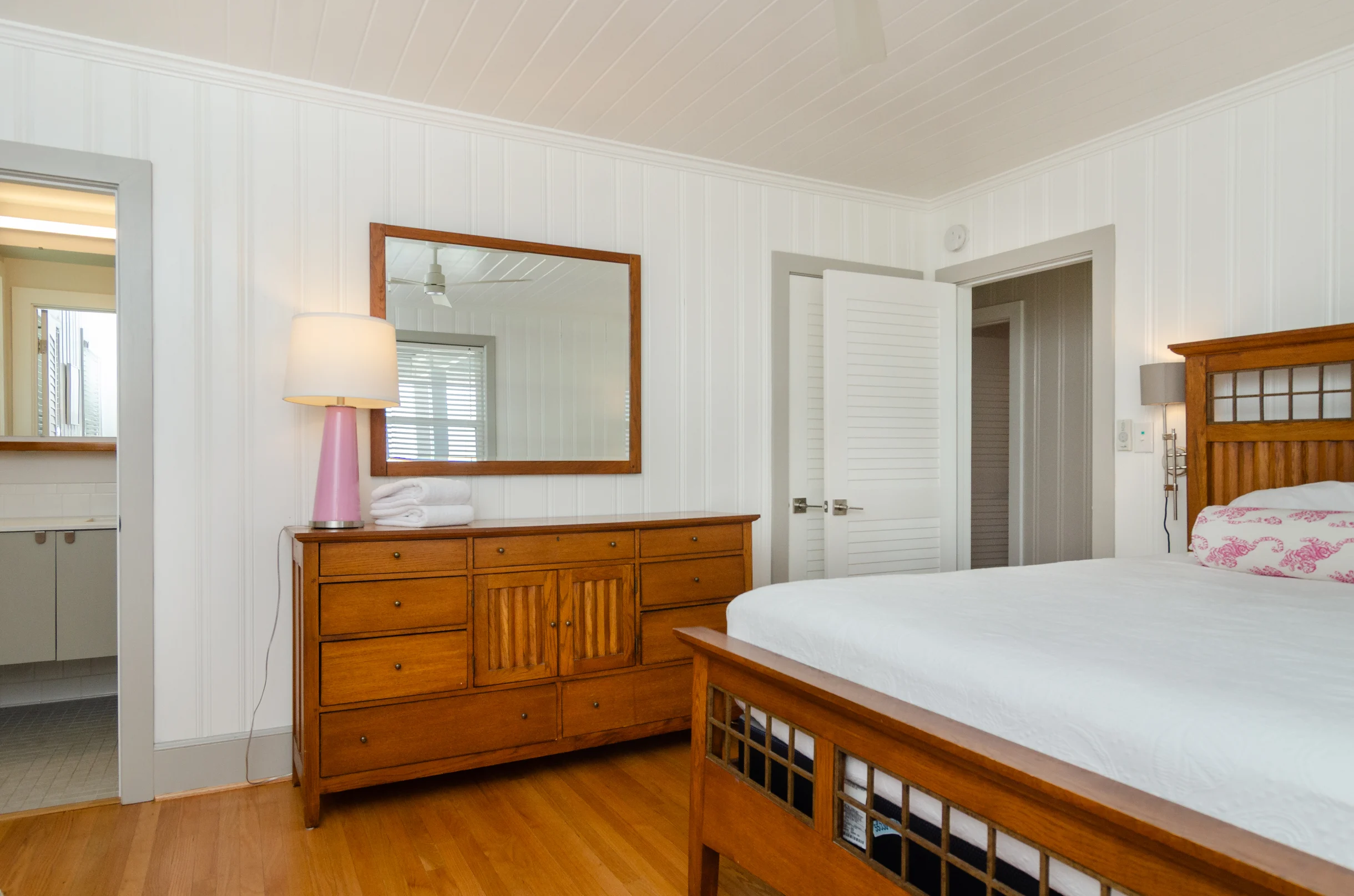 W200 - Blake Cottage #154