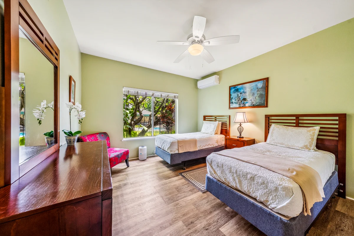 Bedroom 1 image 1