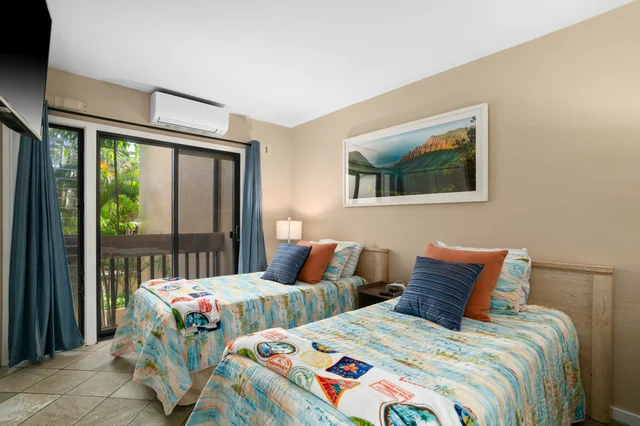 Bedroom 1 image 1