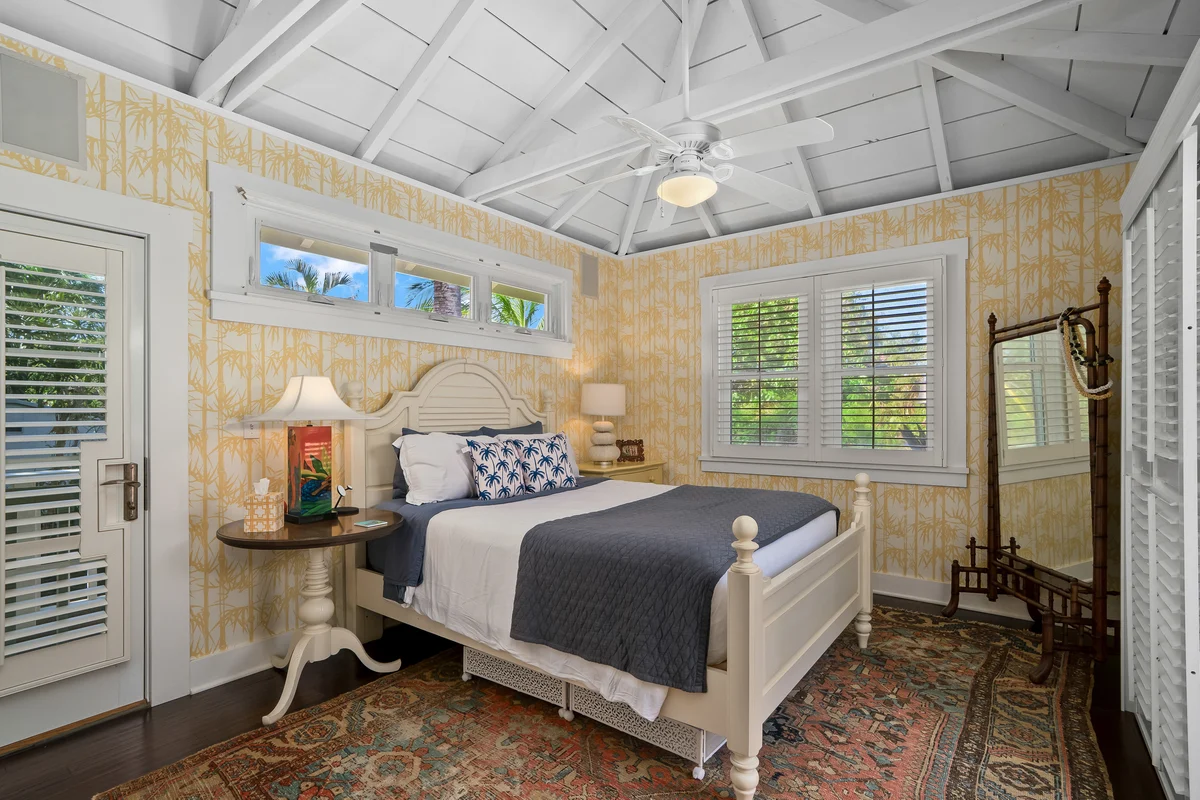 Bedroom 1 image 1