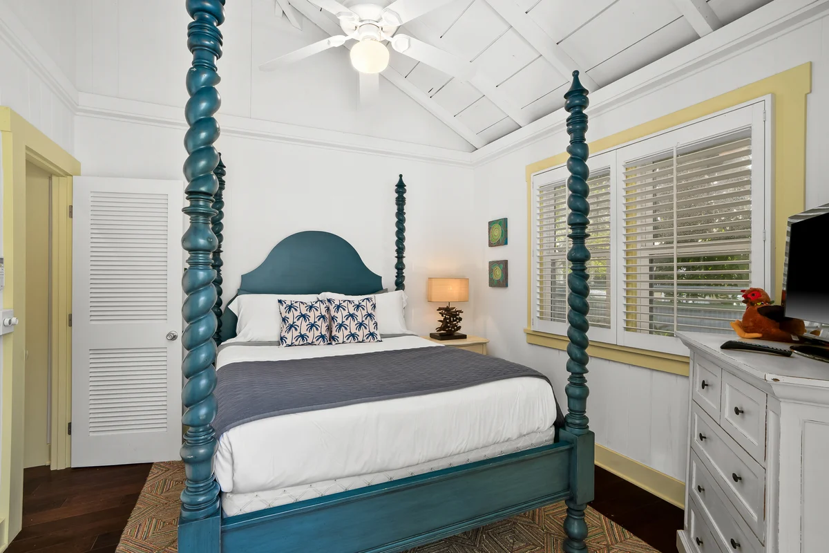 Bedroom 2 image 1