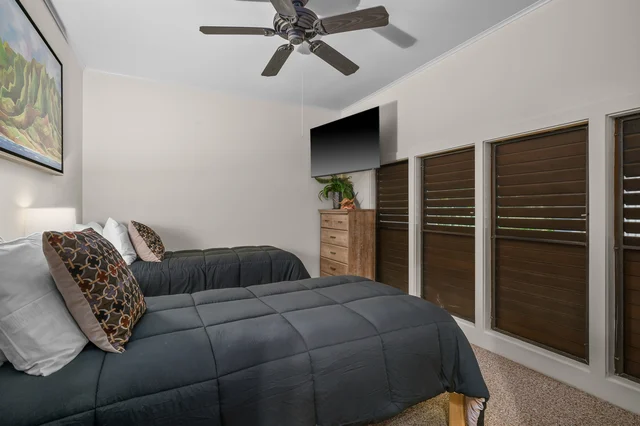 Bedroom 1 image 1