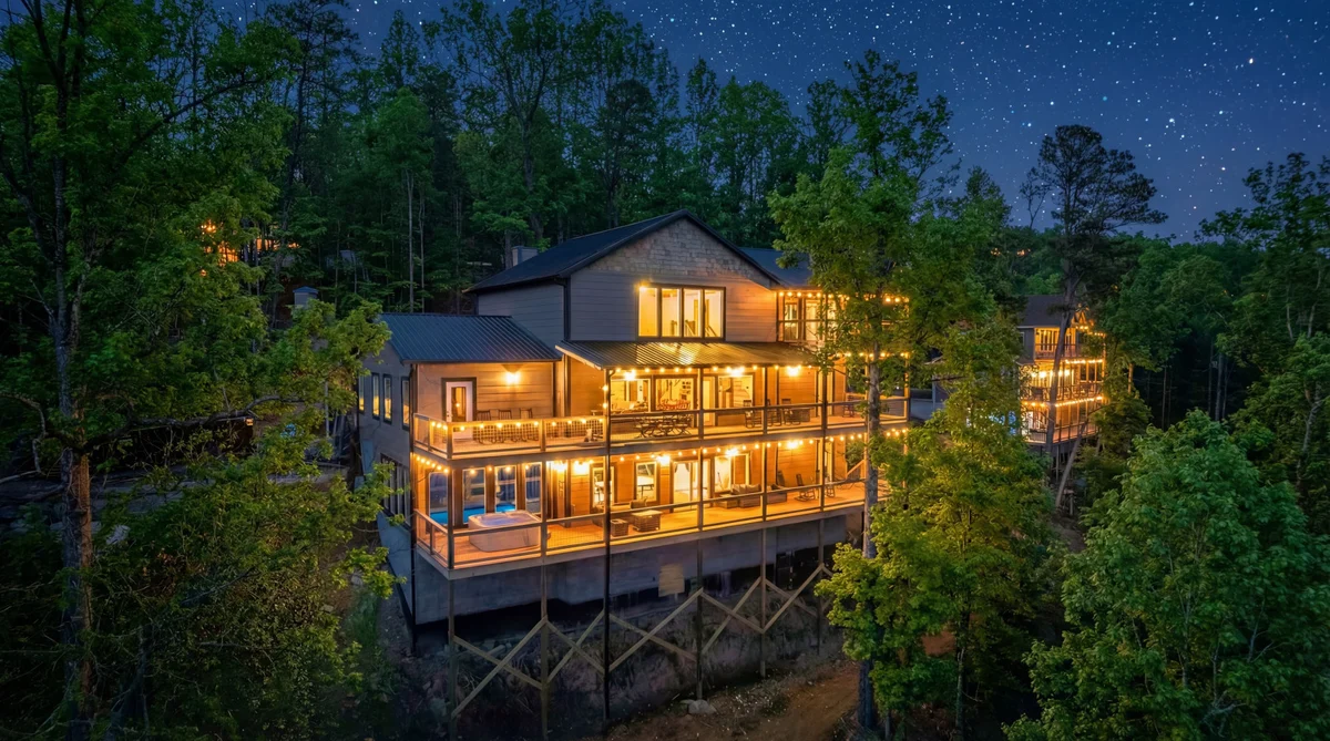 Home in Gatlinburg property photo 3