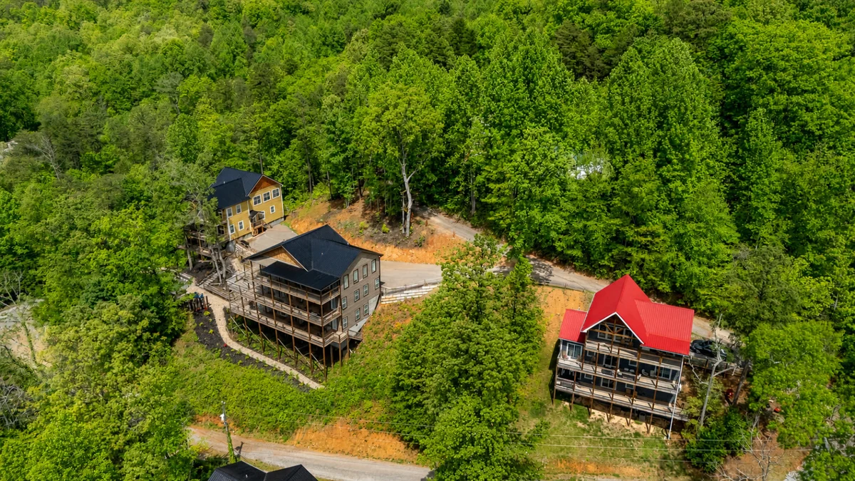 Home in Gatlinburg property photo 2