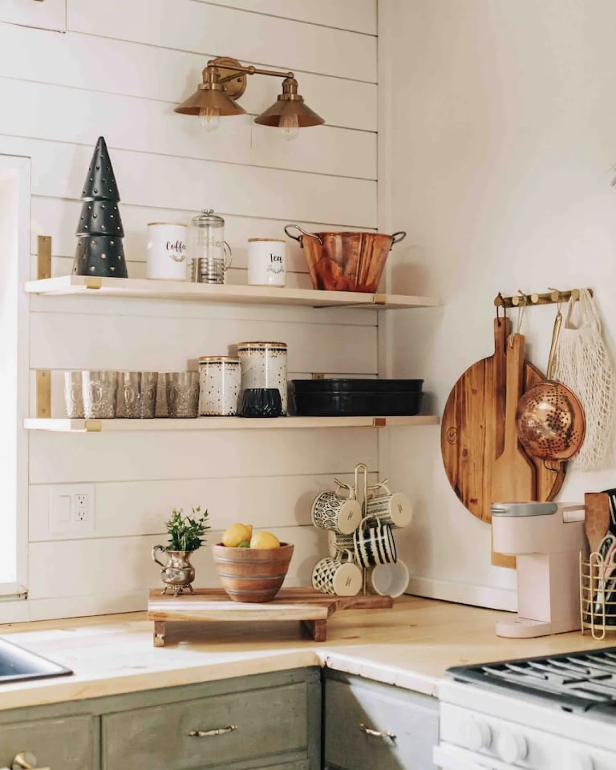 TOP RATED Boho Mountain Retreat: Pet-Friendly! #158