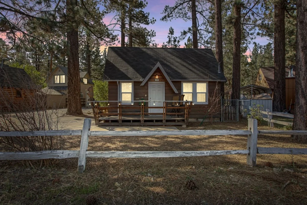 Cozy Chic 2BR Bear Sky Cabin & Easy Parking #47