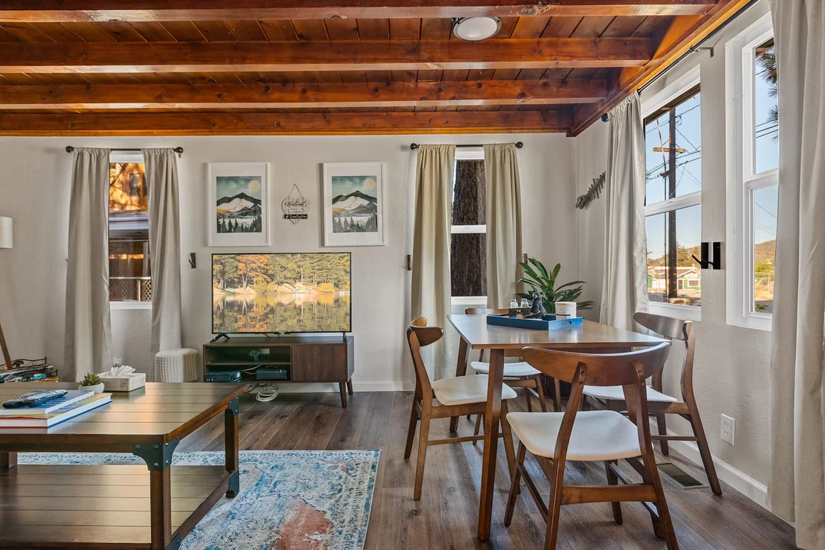 Cozy Chic 2BR Bear Sky Cabin & Easy Parking #59