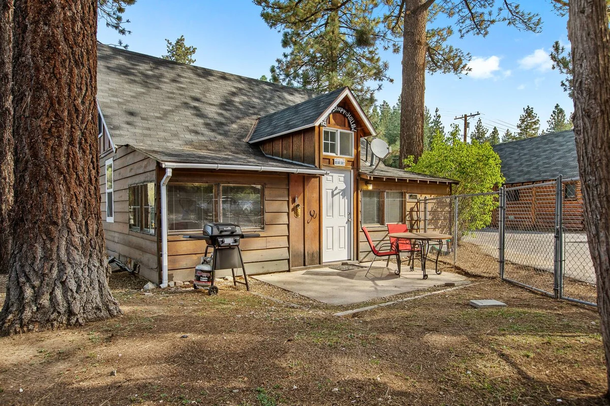 Cozy Chic 2BR Bear Sky Cabin & Easy Parking #73