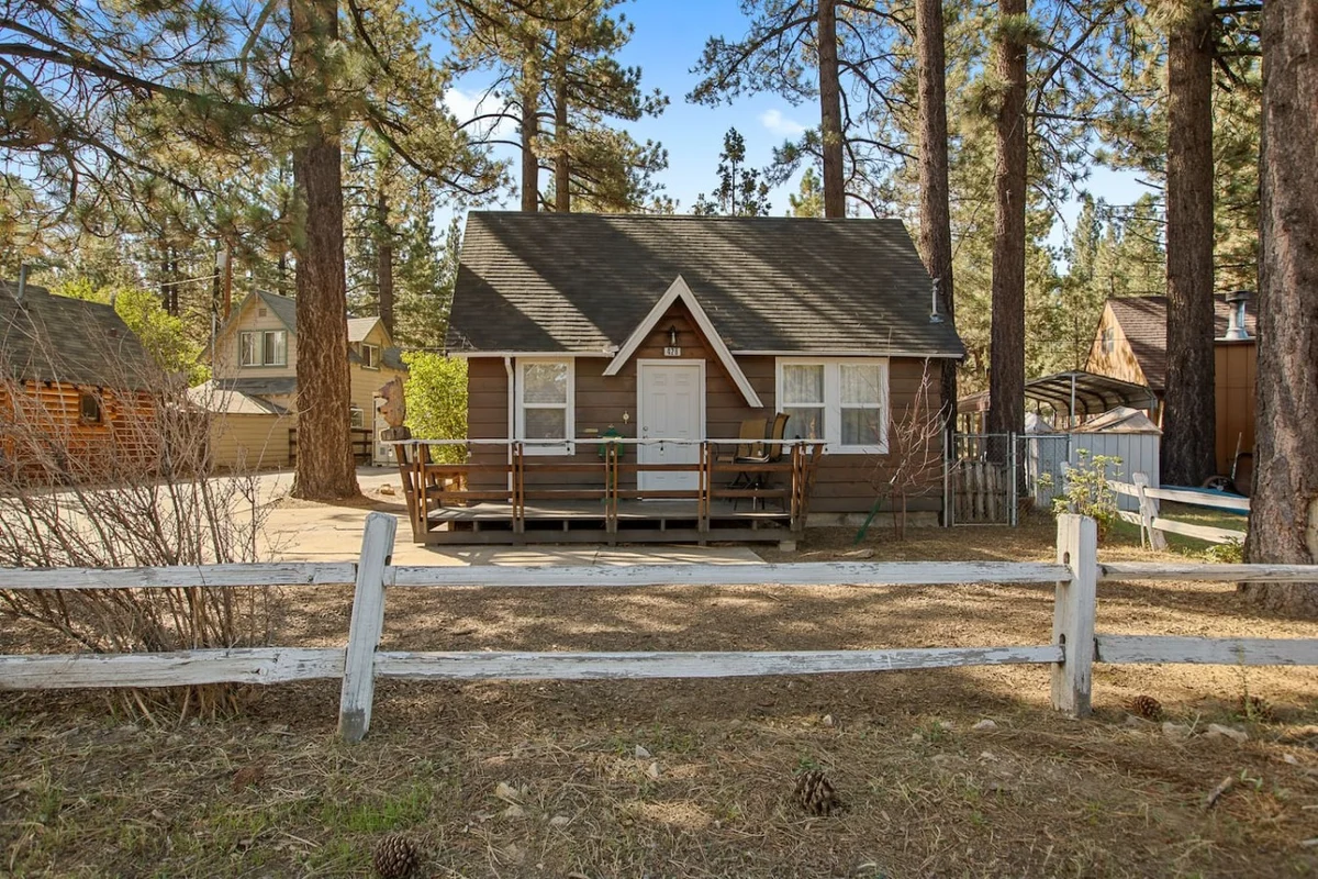 Cozy Chic 2BR Bear Sky Cabin & Easy Parking #75