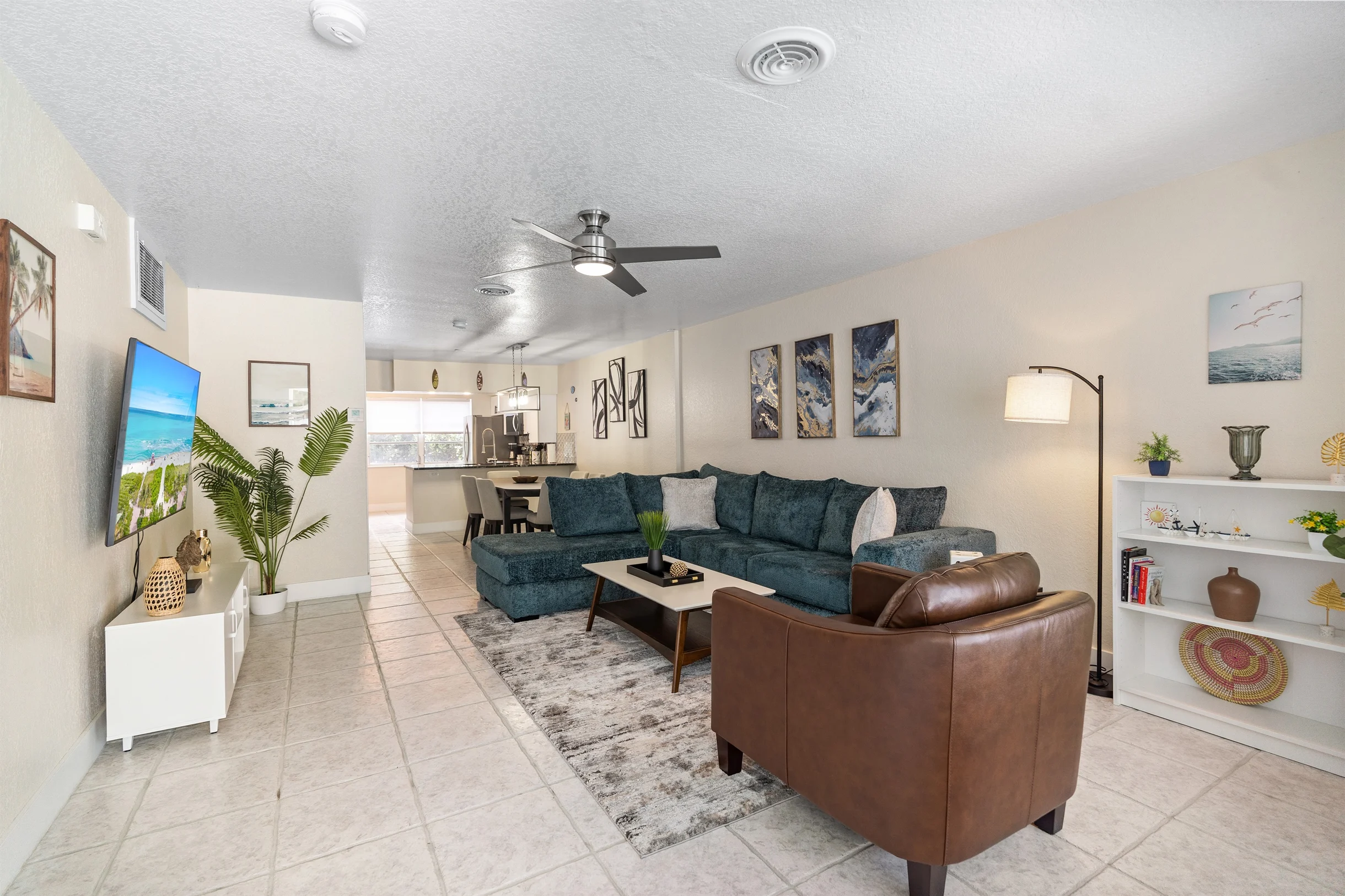 Home in Fort Lauderdale property photo 2