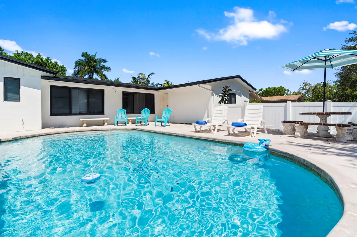 Pool House BNR Vacation Rentals property photo 3