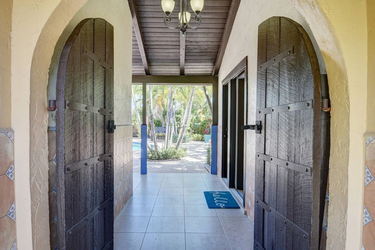 Home in Lake Worth property photo 4