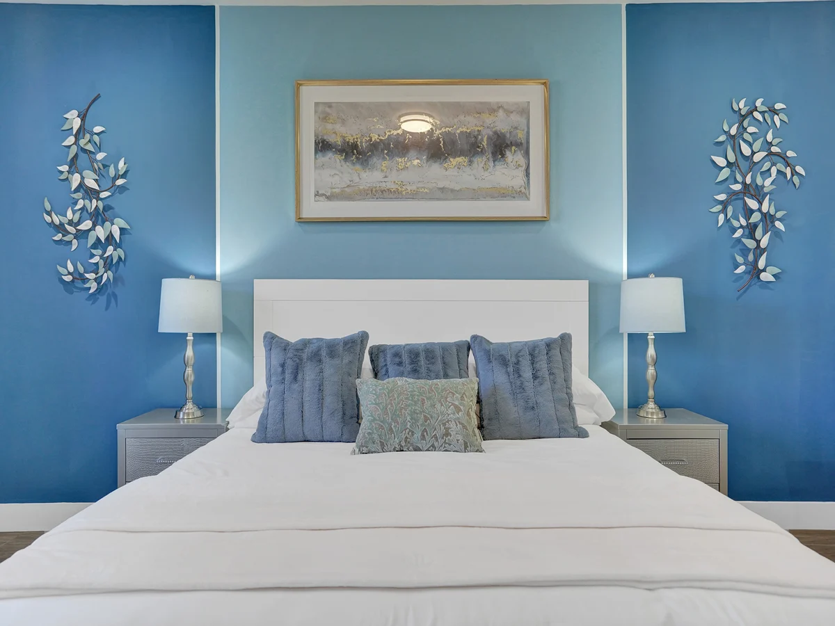 Bedroom 1 image 1
