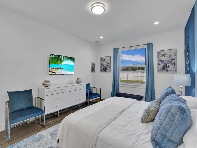 Bedroom 3 image 1