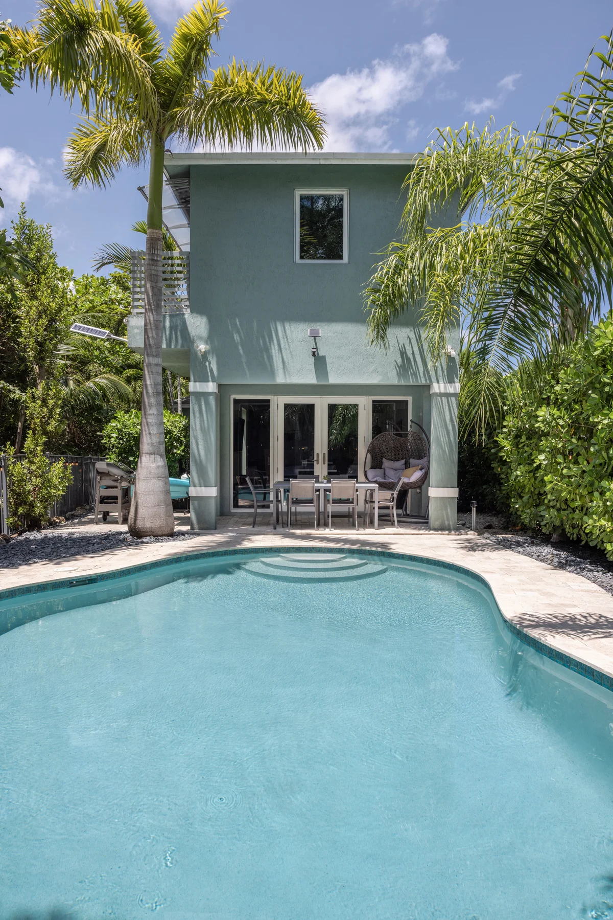 Home in Oakland Park property photo 4