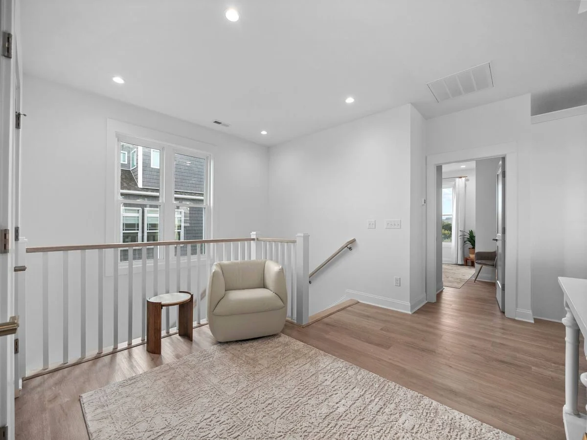 Luxe 4Bed Retreat w/ocean views & pvt beach access #48