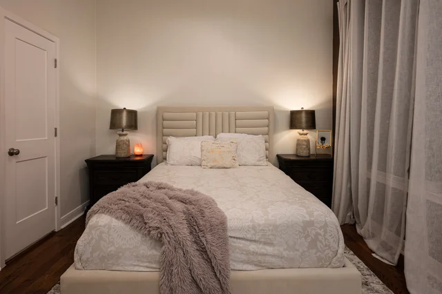 Bedroom 3 image 1