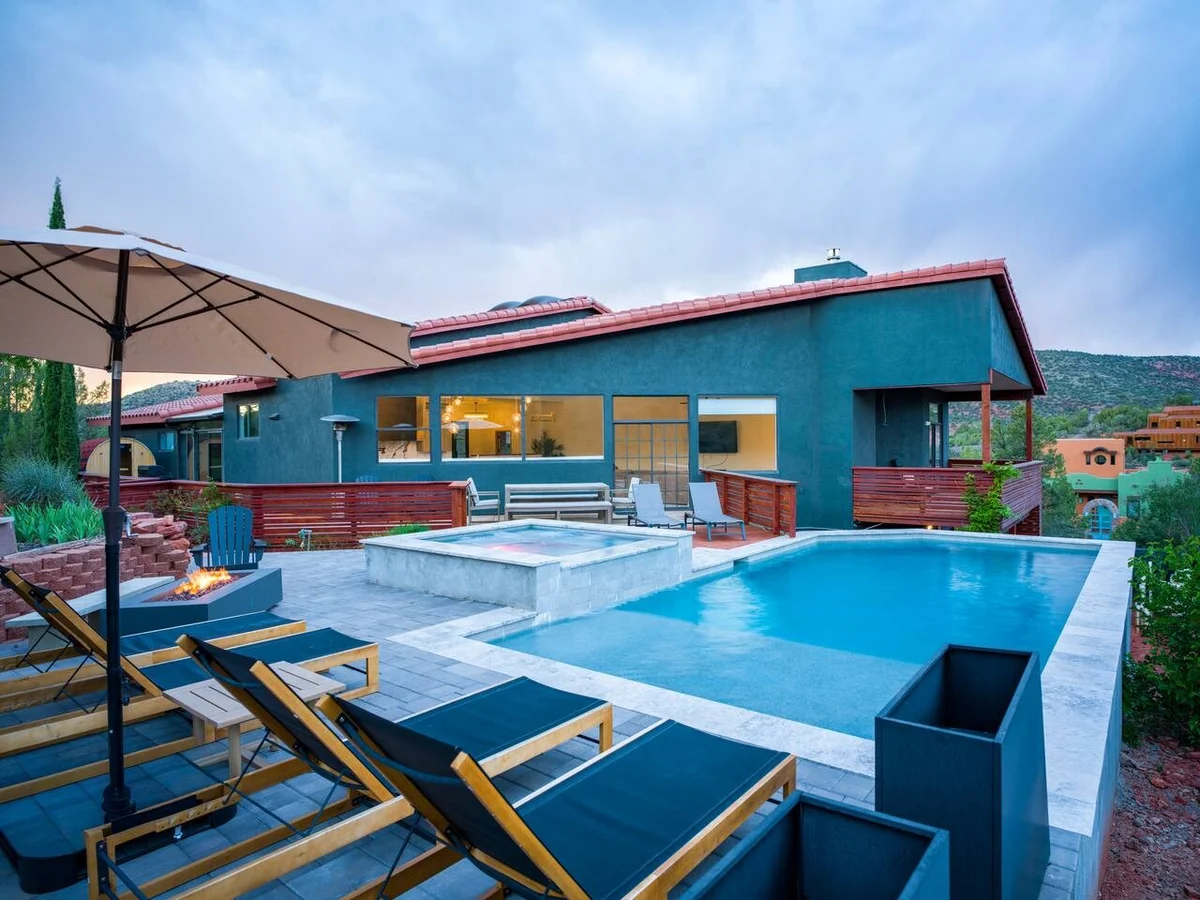 8-Bedroom, Views, Large Pool & Spa, Sauna, Gym #117