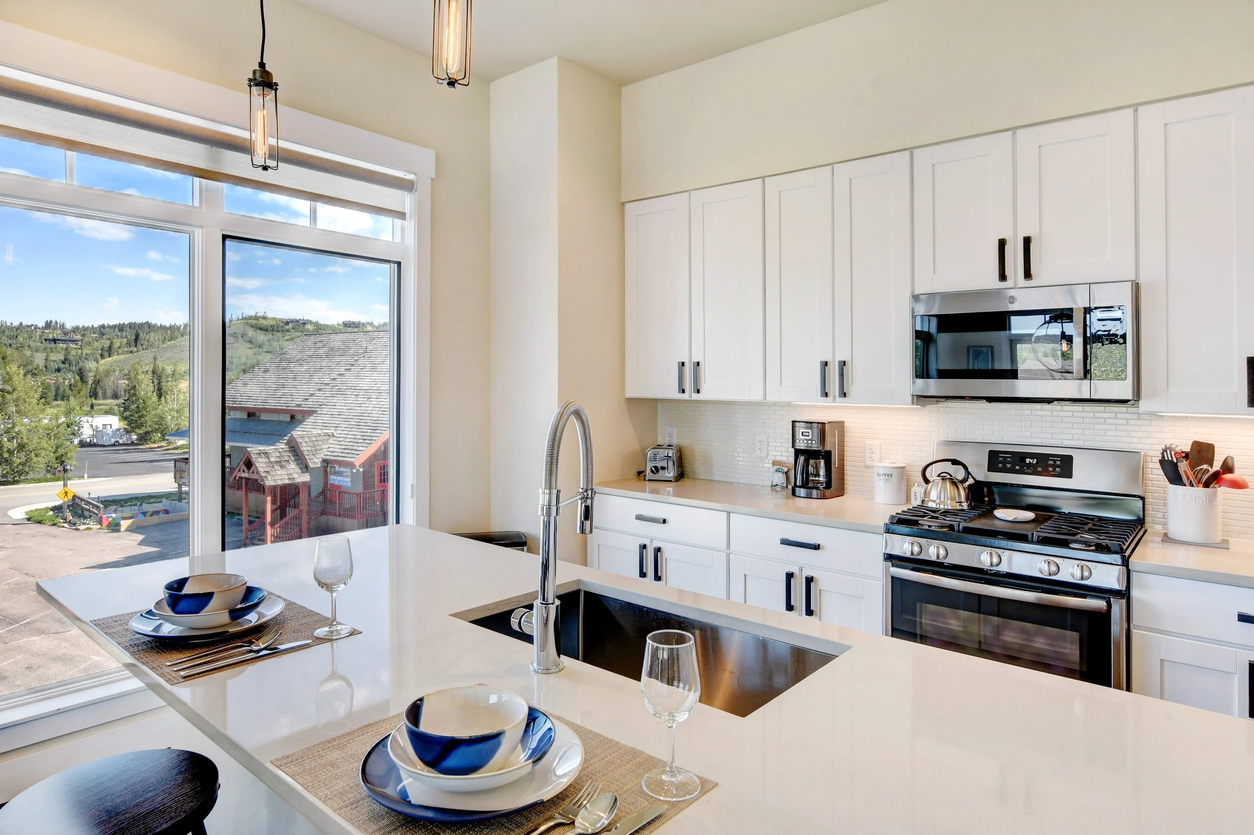 Hideaway Station Corner Loft 2 #25