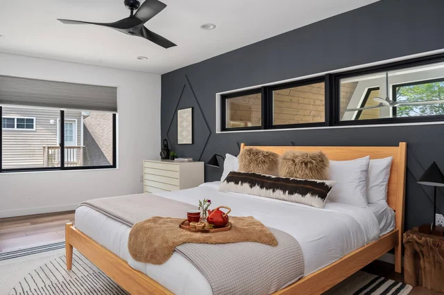 BEDROOM image 1