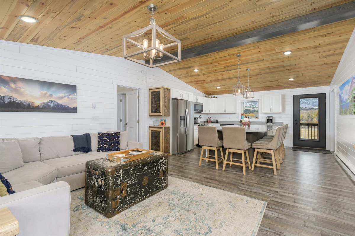 Aspen Park property photo 4