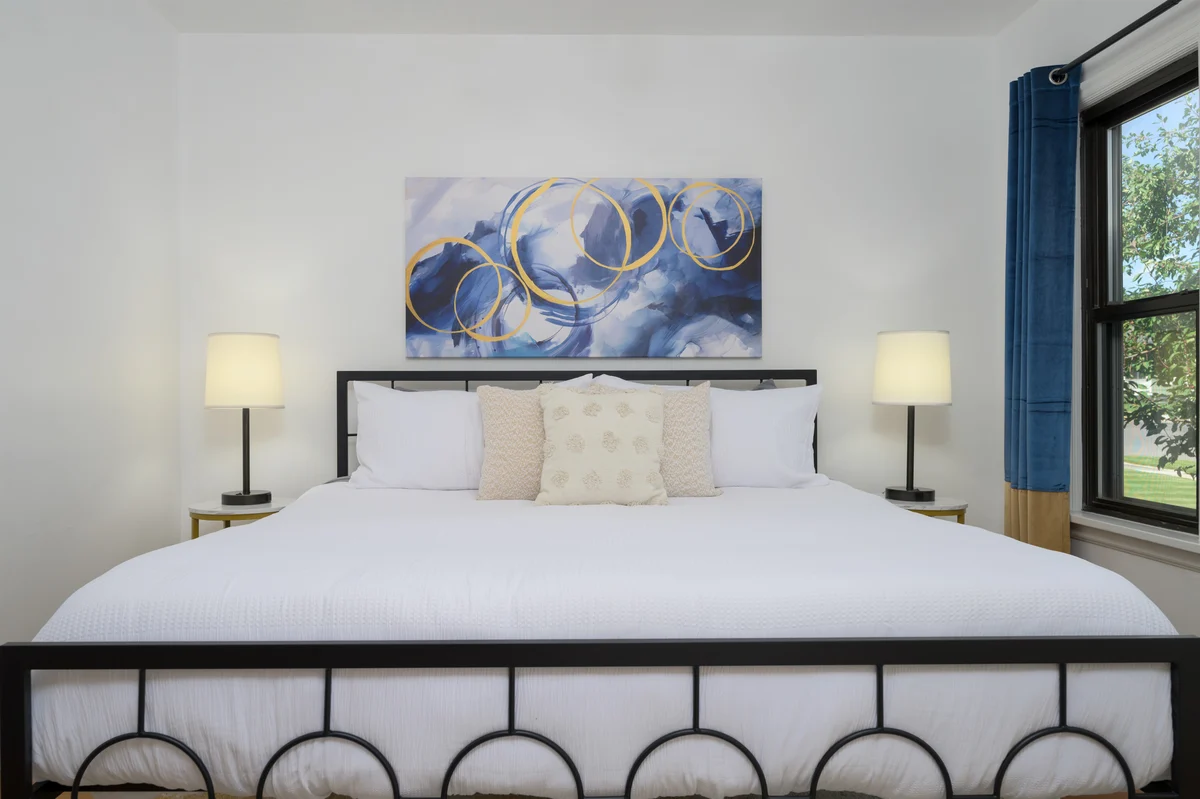 Bedroom 1 image 1