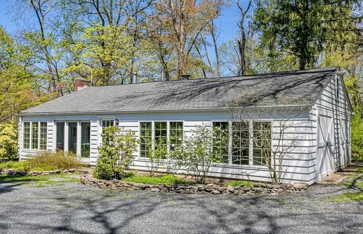 1203 Canal Rd #208