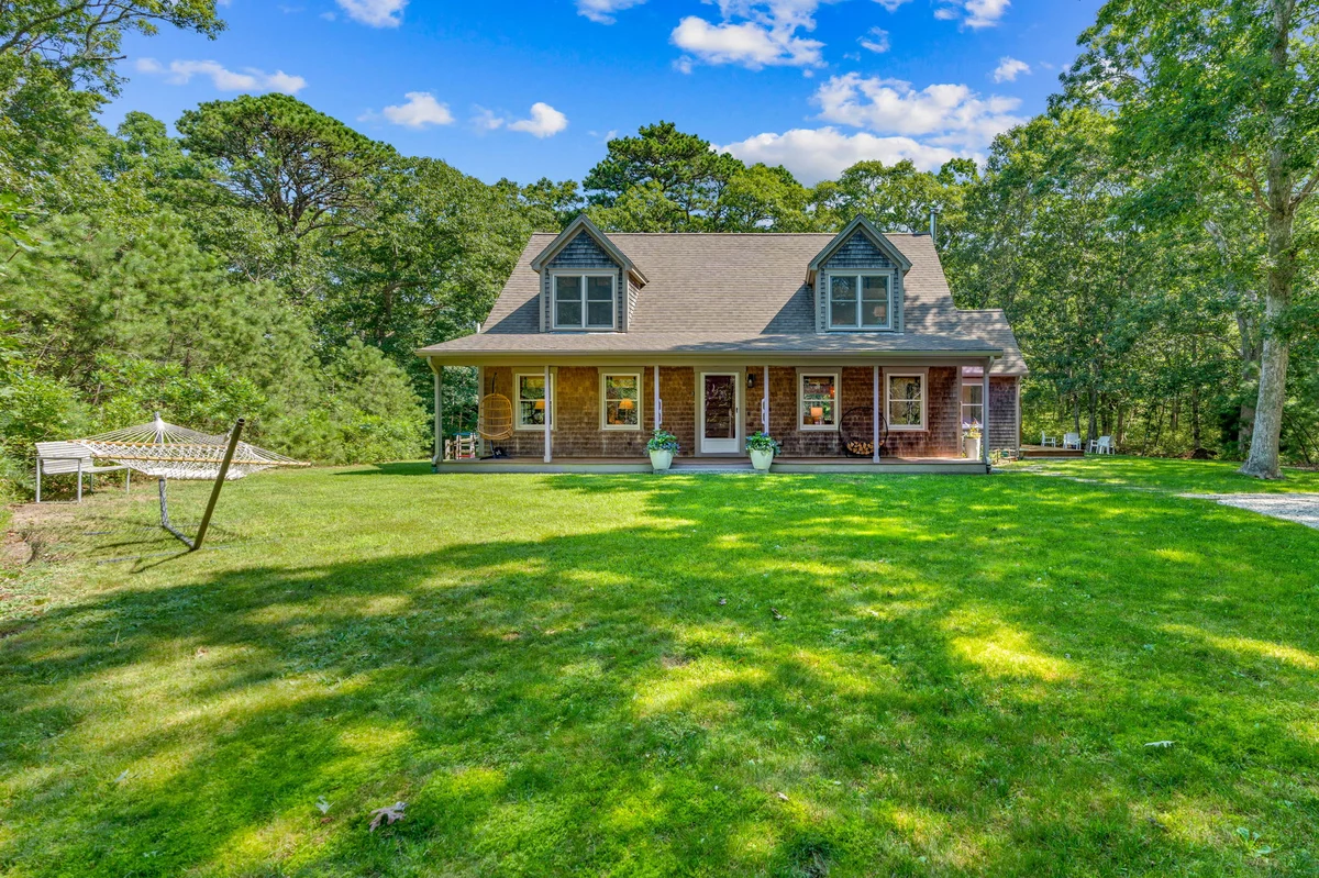 Home in Tisbury property photo 5
