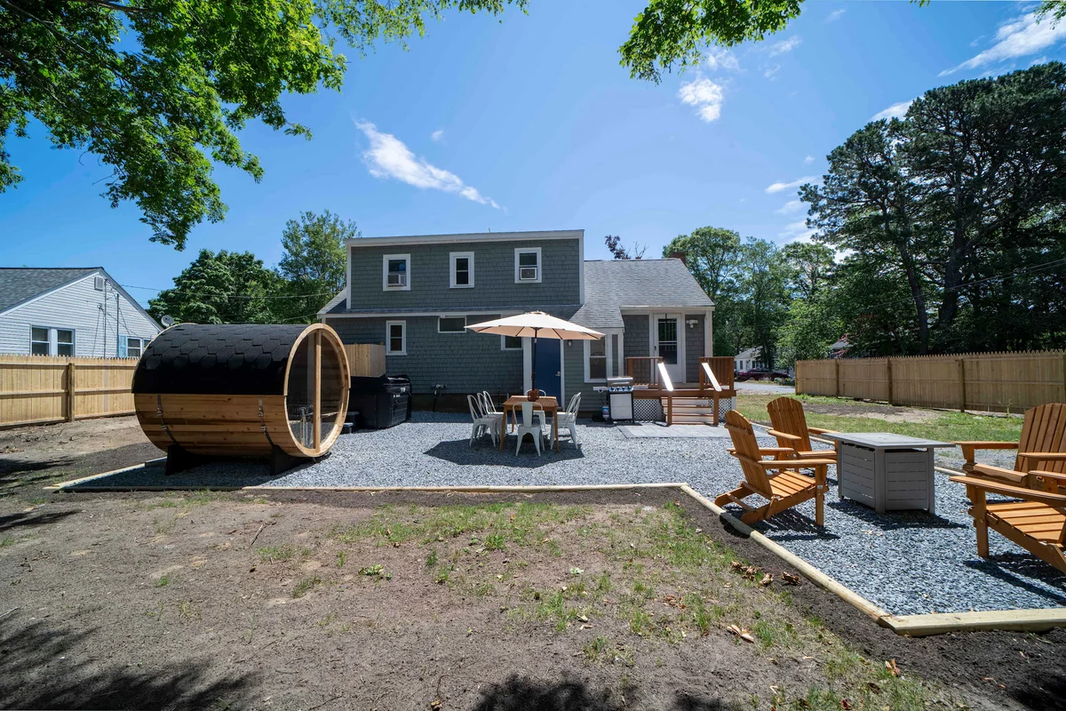Home in Yarmouth property photo 3